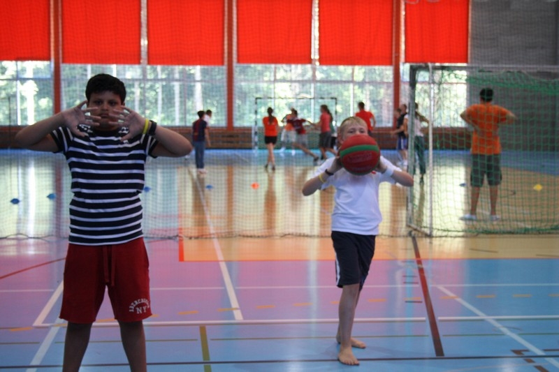 Village Camps International Summer Camp Leysin, Switzerland 2026-08-15 https://www.villagecamps.com/journals_admin/images/707-24-basketball (49).jpg